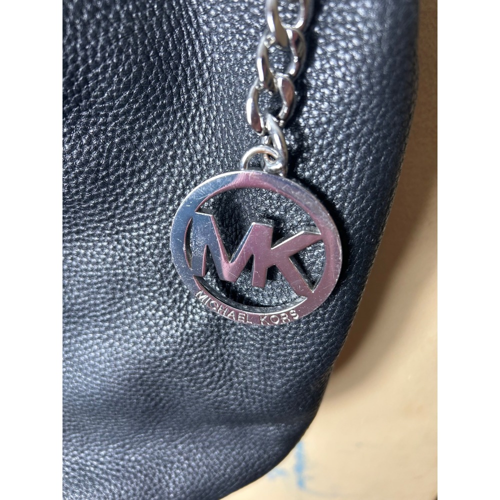 Michael Kors Black Leather Shoulder Bag Hobo Handbag Chain Detail Charm - Picture 4 of 8